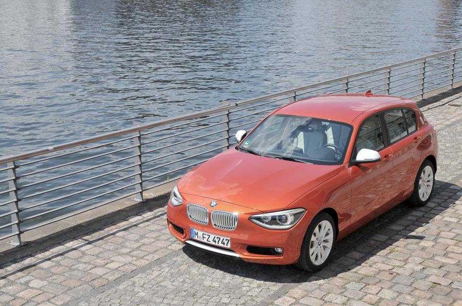  BMW 120d Urban Line 2011 года  (фото 52 из 193)